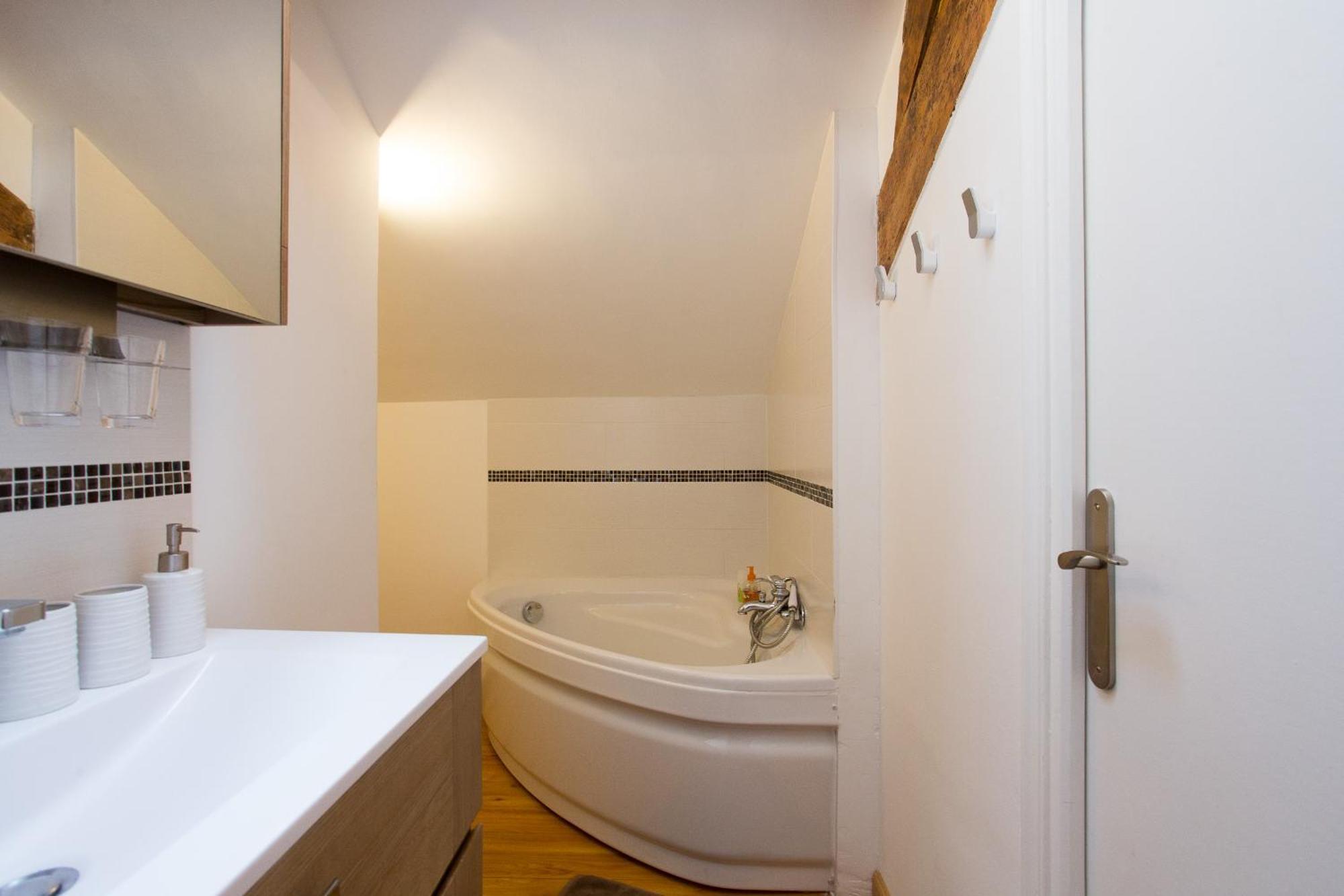 Lb Vacation Rentals I Big Loft 107M2, 10Min Walk To Palais Des Festivals Cannes Exterior foto